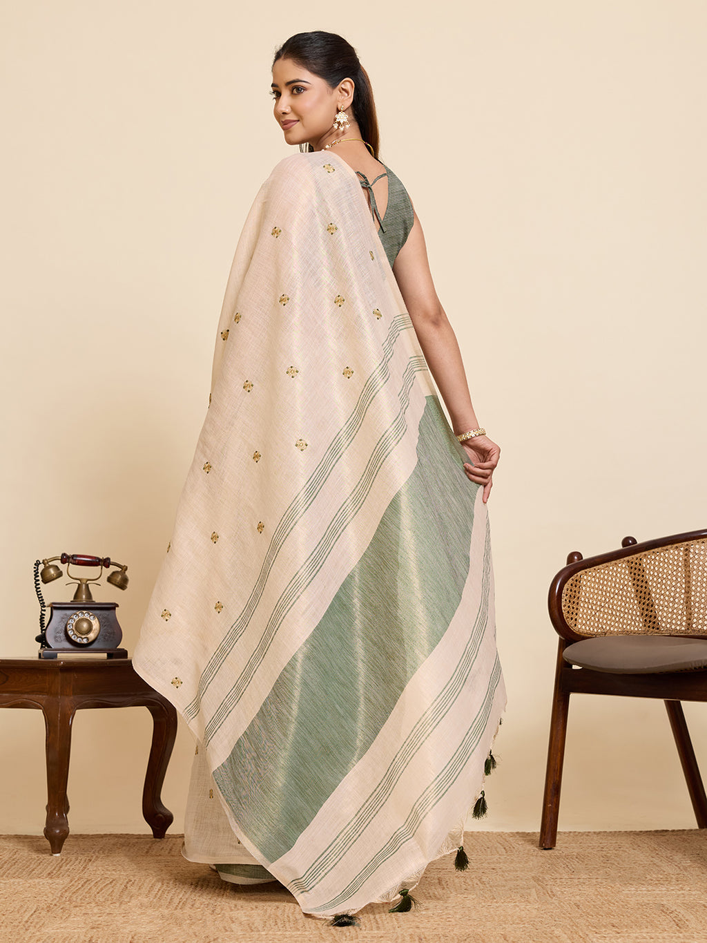 Fabrica Vibe Handwoven Off-White Cotton Linen Saree with Embroidery and Olive Green Contrast Pallu