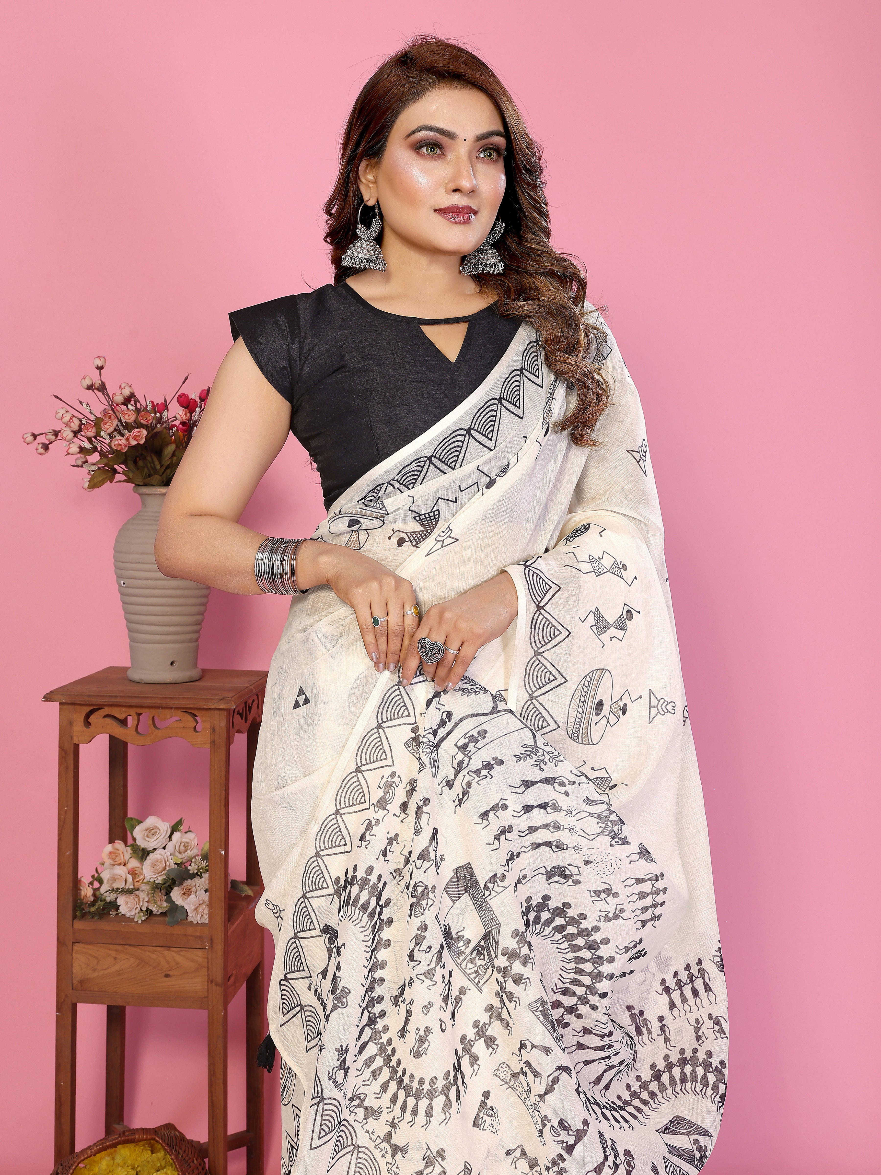Fabrica Vibe Off-White Soft Linen Saree with Monochrome Warli Tribal Print & Tassel Pallu