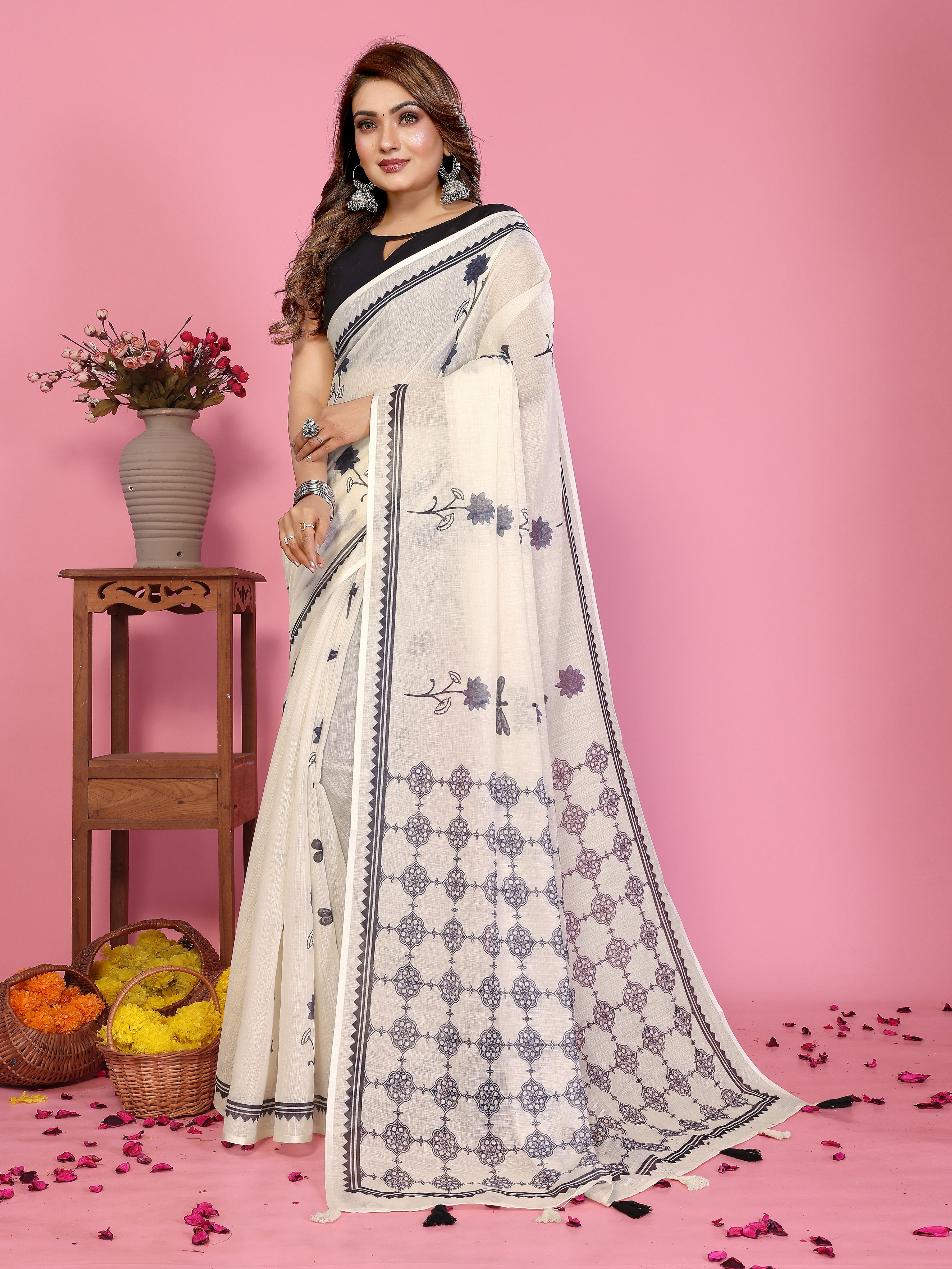 Fabrica Vibe Off-White Soft Linen Saree with Floral Print & Geometric Pallu Design