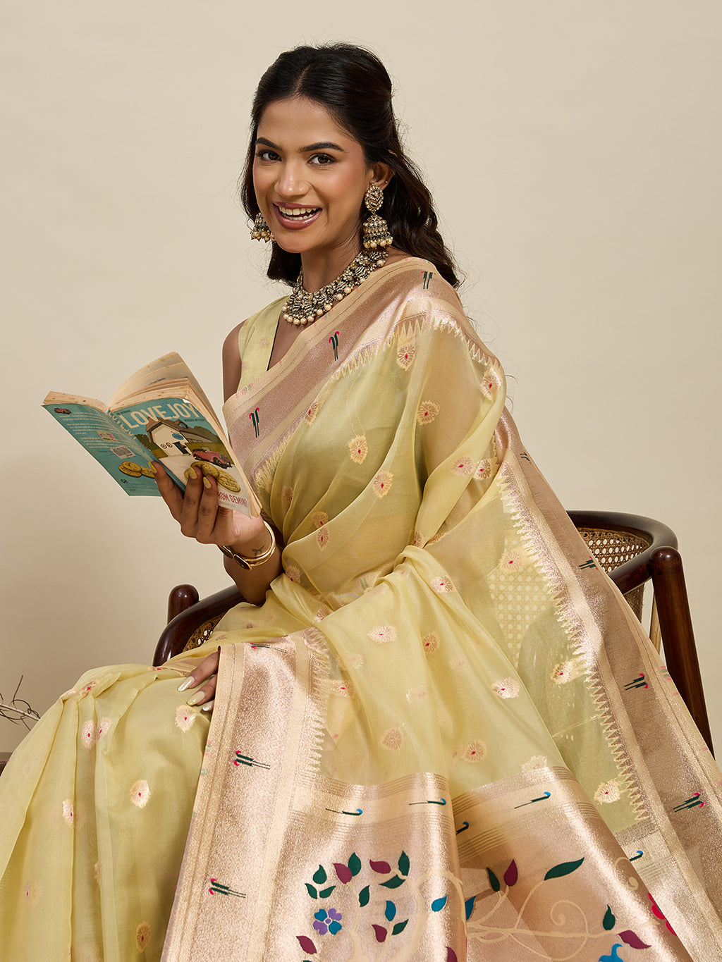 Fabrica Vibe Premium Lemon Yellow Organza Silk Saree with Peacock Pallu & Zari Woven Border