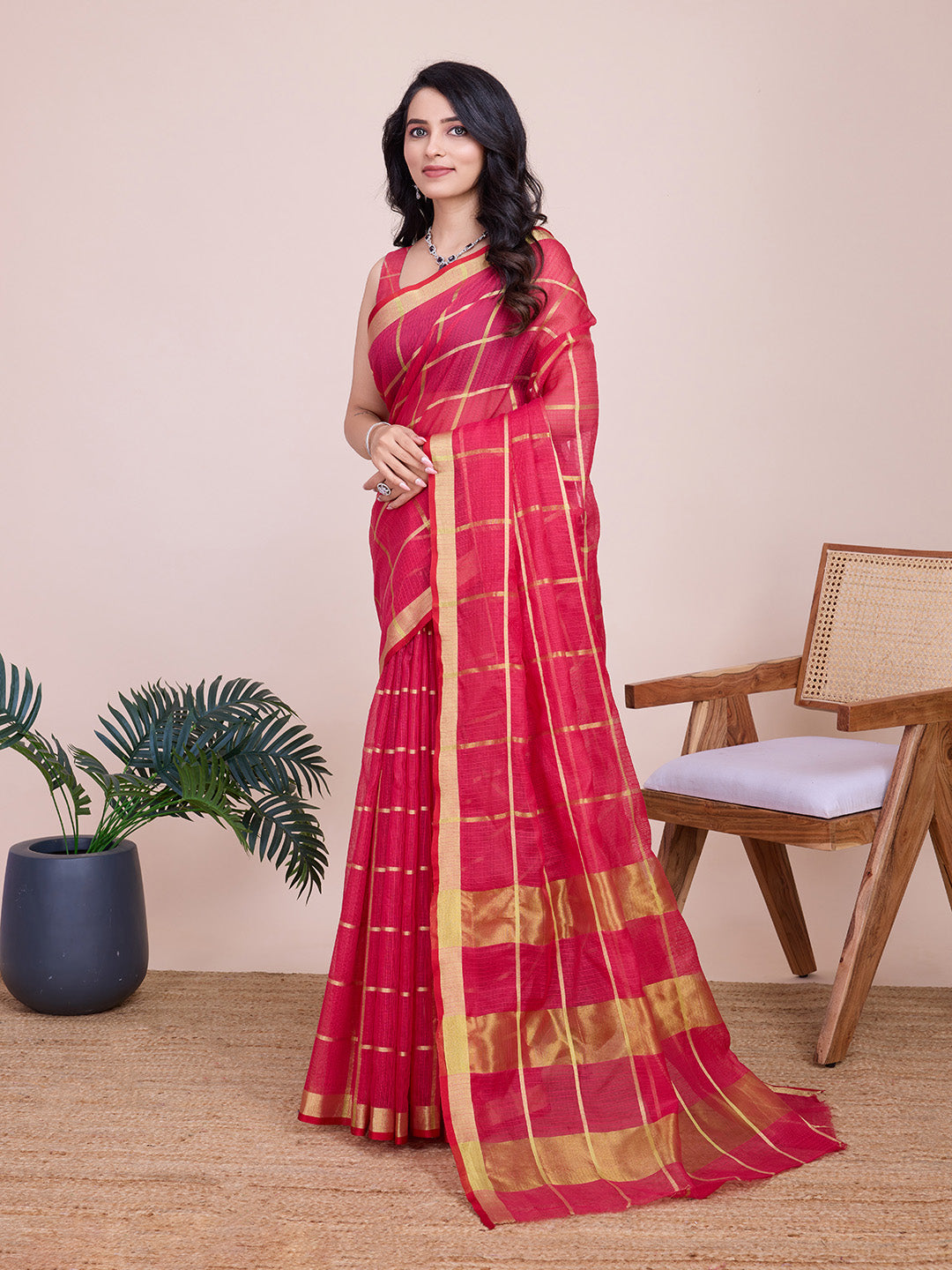 Fabrica Vibe Rani Pink Gold Checkered Linen Blend Saree with Zari Border