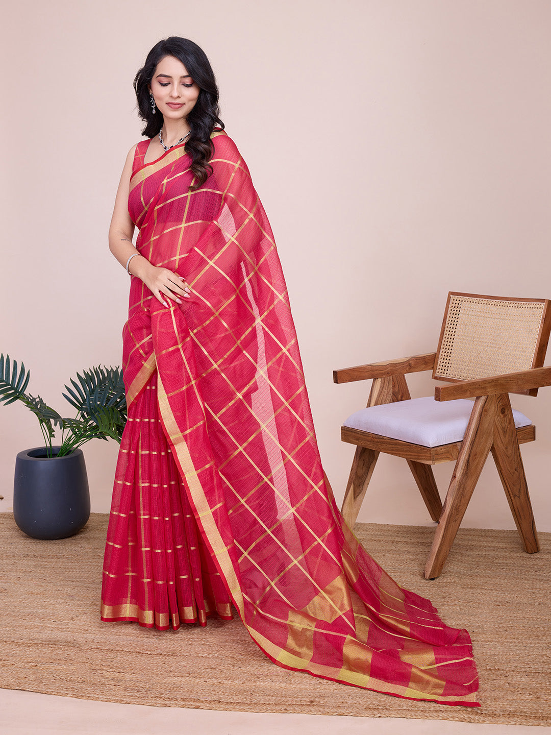 Fabrica Vibe Rani Pink Gold Checkered Linen Blend Saree with Zari Border