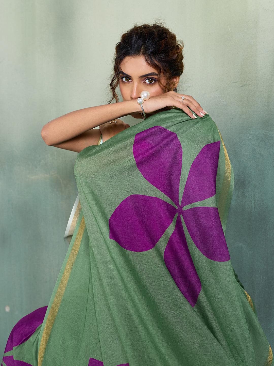 Fabrica Vibe Sage Green Handwoven Cotton Saree with Purple Floral Motifs