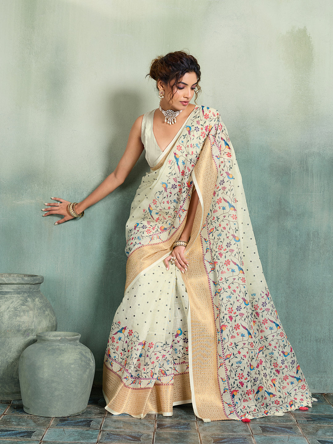 Fabrica Vibe Cream Handwoven Linen Saree with Floral & Bird Motifs