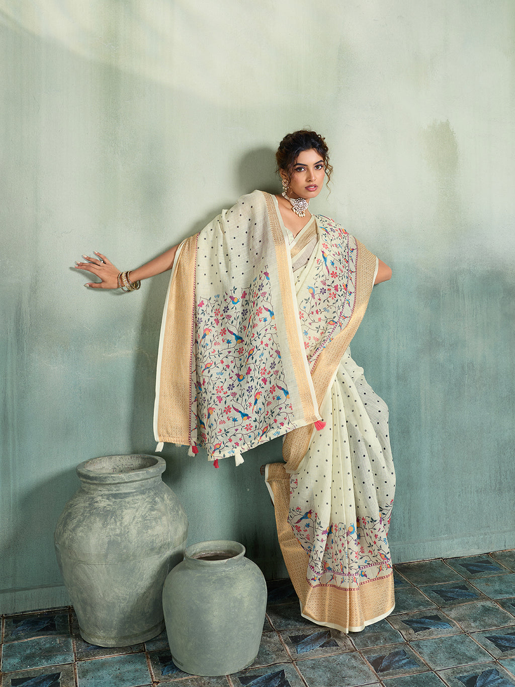 Fabrica Vibe Cream Handwoven Linen Saree with Floral & Bird Motifs
