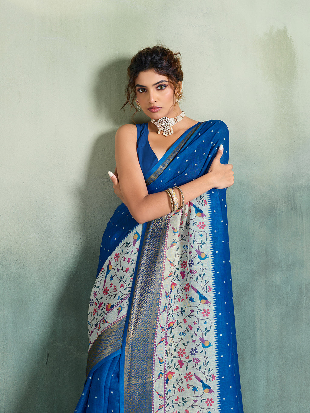 Fabrica Vibe Royal Blue Handwoven Saree with Floral & Bird Motifs