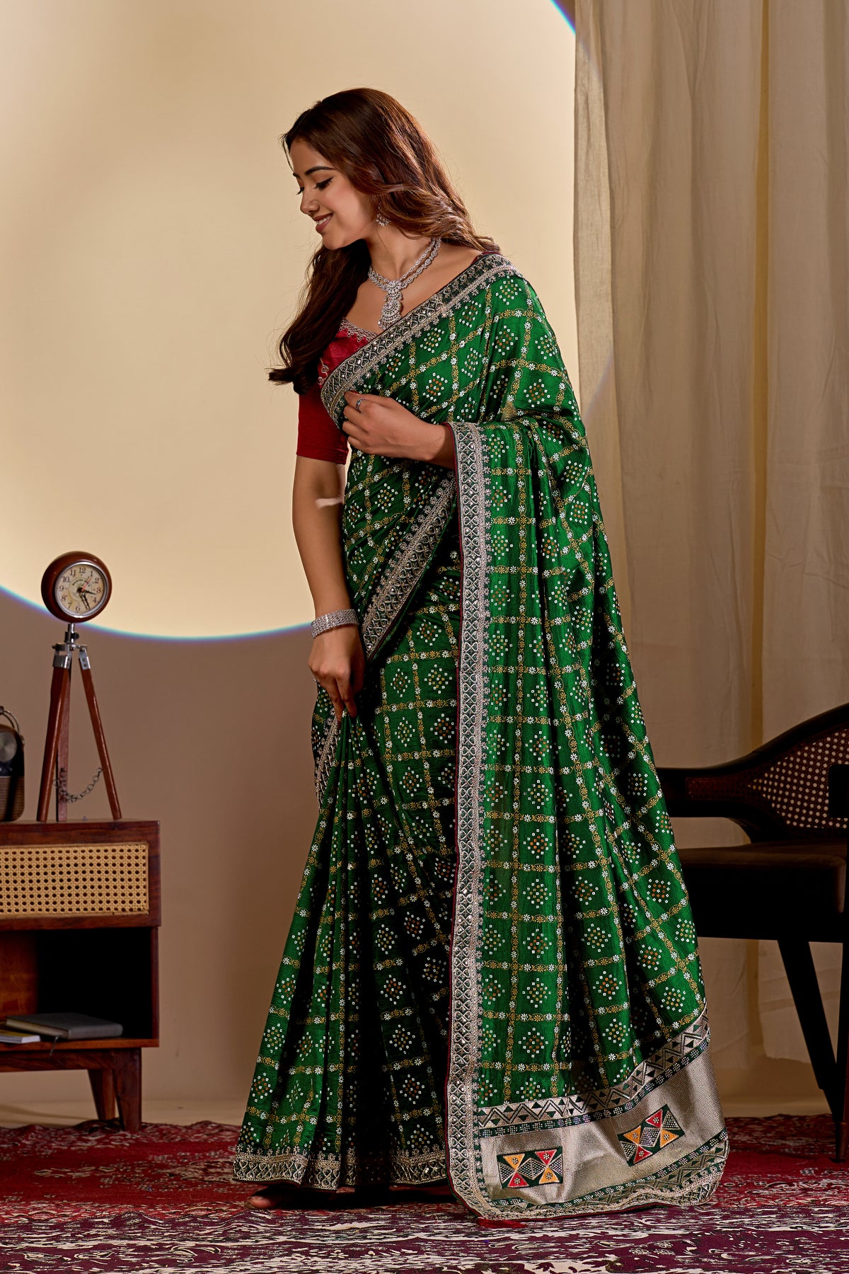 Fabrica Vibe Vichitra Green Bandhani Woven Saree with Zari Embroidery