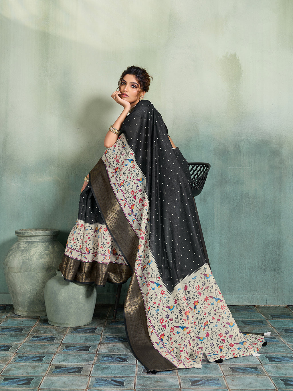 Fabrica Vibe Black & Multicolor Handwoven Linen Saree with Floral & Bird Motifs