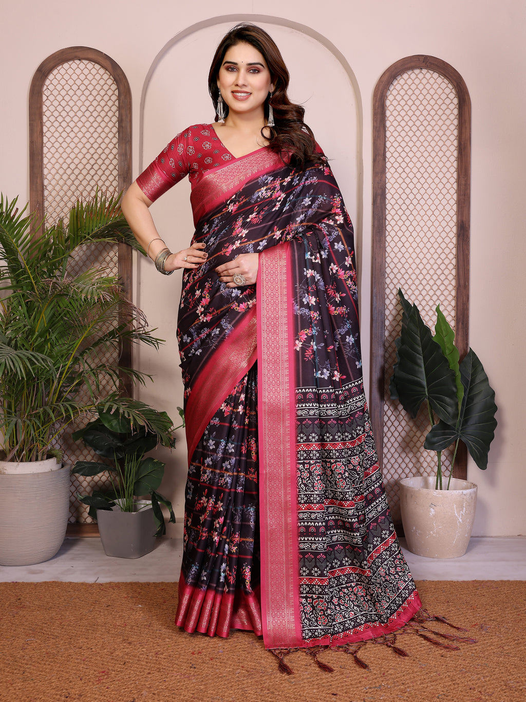 Fabrica Vibe Black Floral Handwoven Cotton Saree with Unstitched Blouse Piece