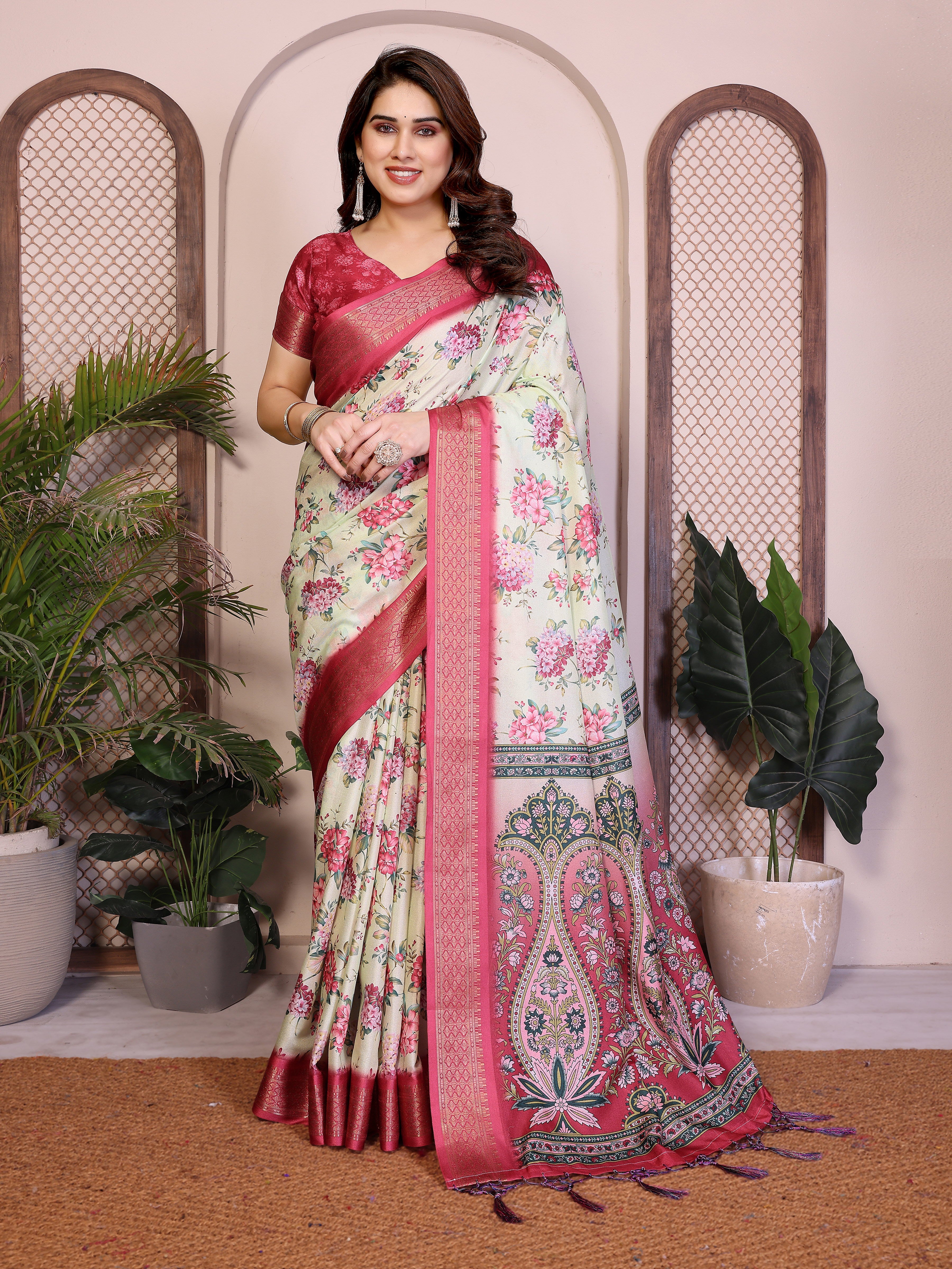 Fabrica Vibe Light Yellow Floral Handwoven Cotton Saree with Unstitched Blouse Piece