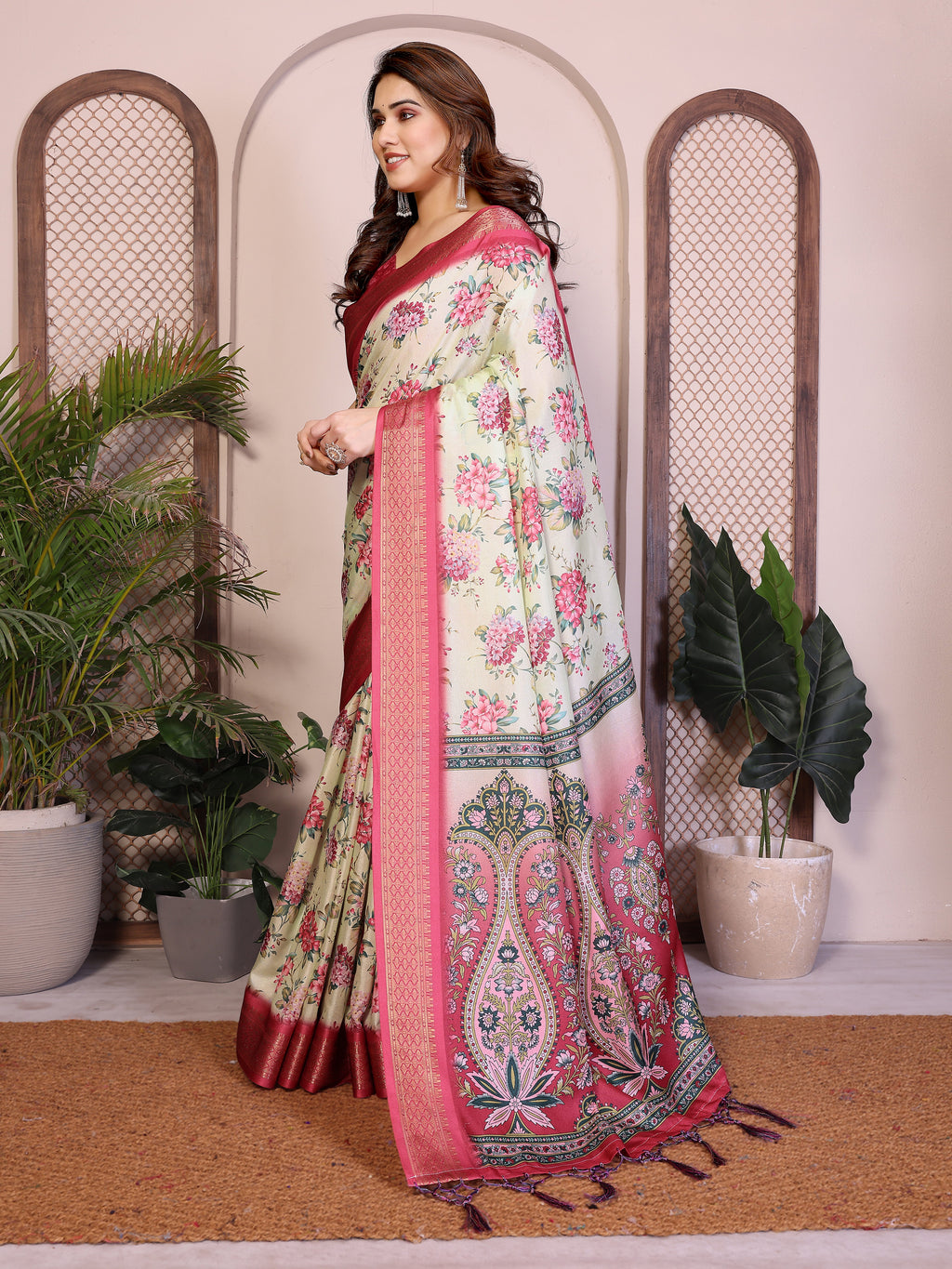 Fabrica Vibe Light Yellow Floral Handwoven Cotton Saree with Unstitched Blouse Piece
