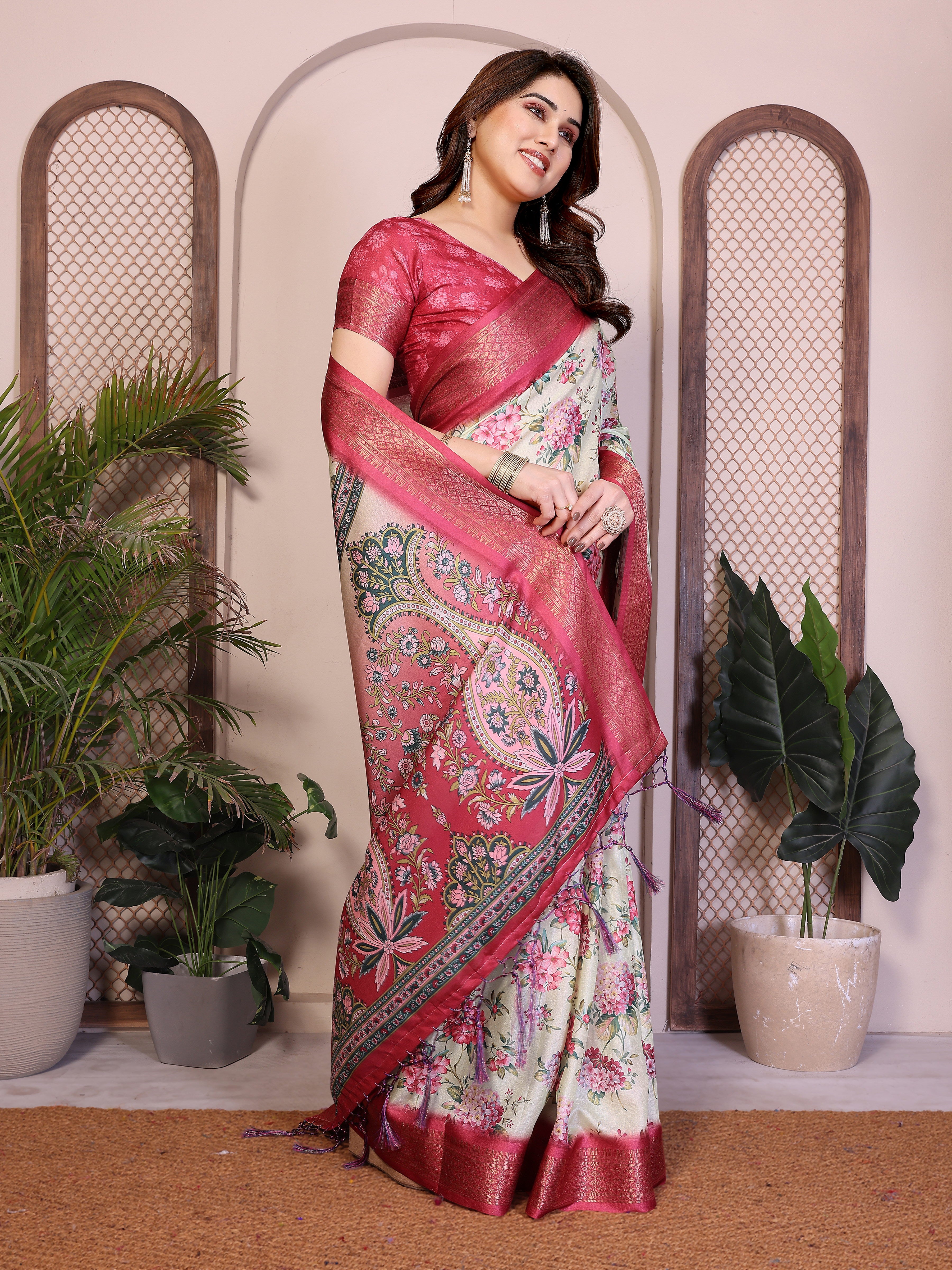 Fabrica Vibe Light Yellow Floral Handwoven Cotton Saree with Unstitched Blouse Piece