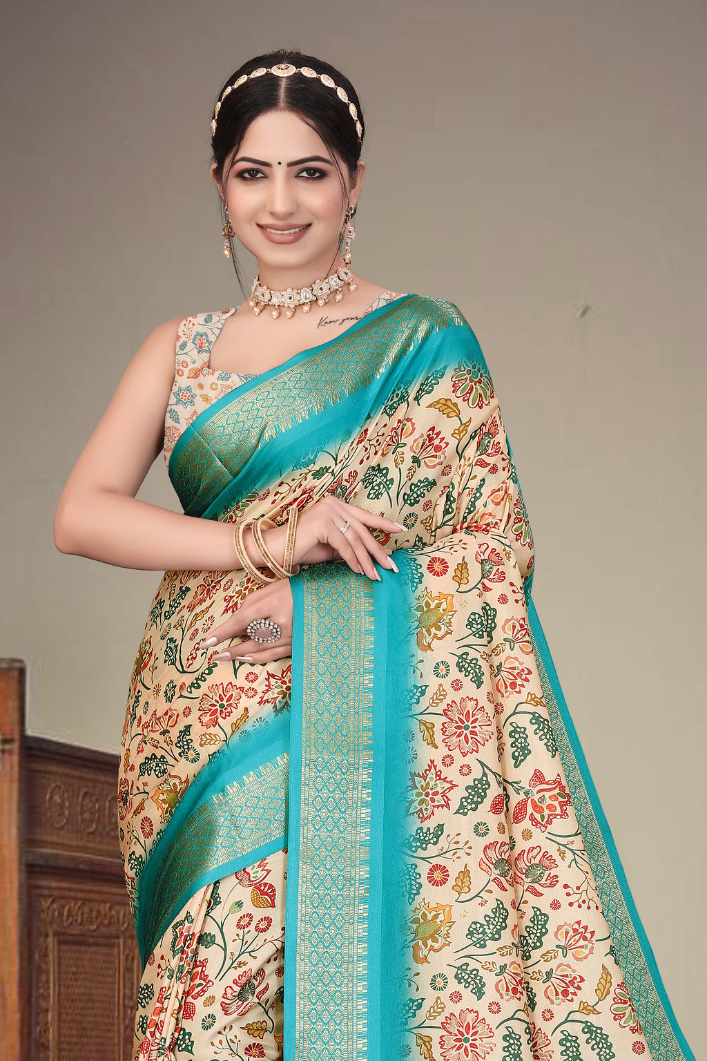 Fabrica Vibe Handwoven Bengal Cotton Saree with Floral Print & Traditional Folk Art Pallu - Cream & Turquoise