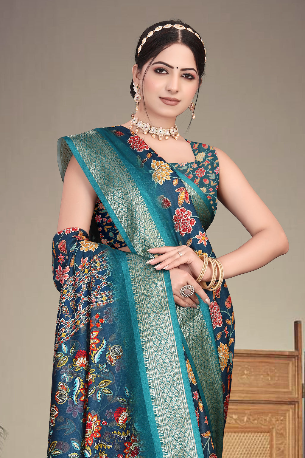Fabrica Vibe Handwoven Bengal Cotton Saree with Floral Print & Woven Border - Royal Blue
