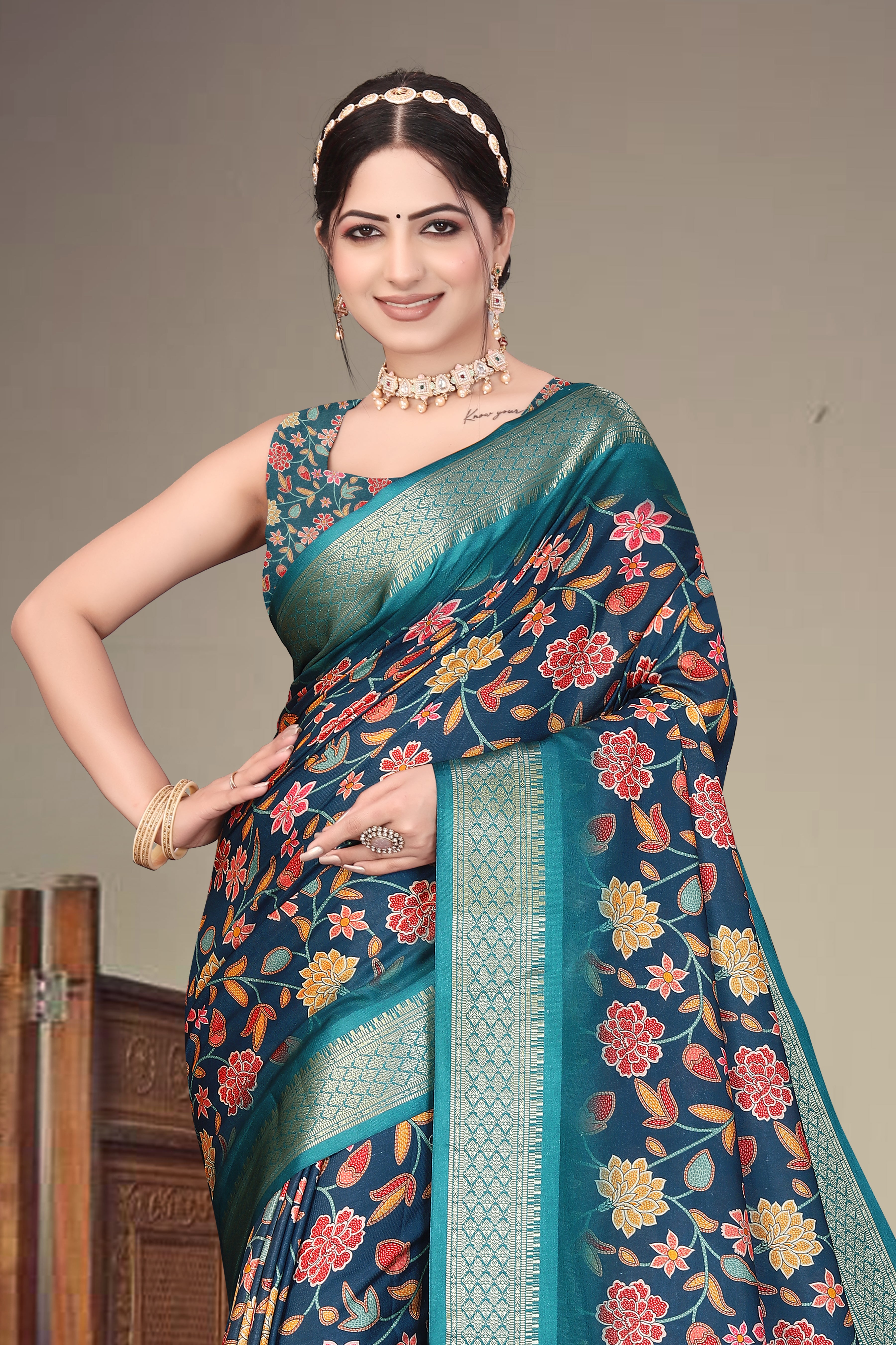 Fabrica Vibe Handwoven Bengal Cotton Saree with Floral Print & Woven Border - Royal Blue