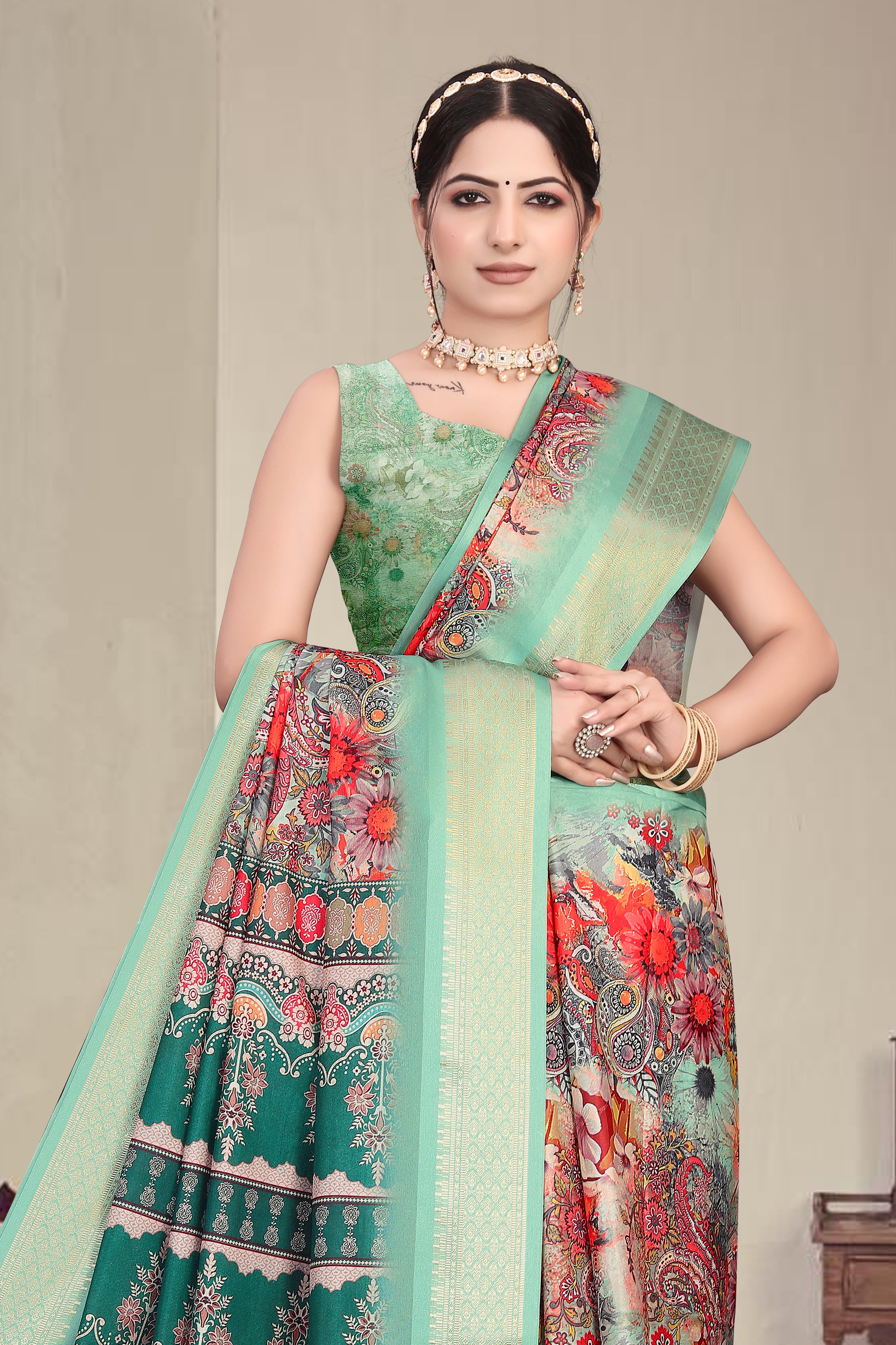 Fabrica Vibe Mint Green Handwoven Cotton Saree with Floral Paisley Woven Design