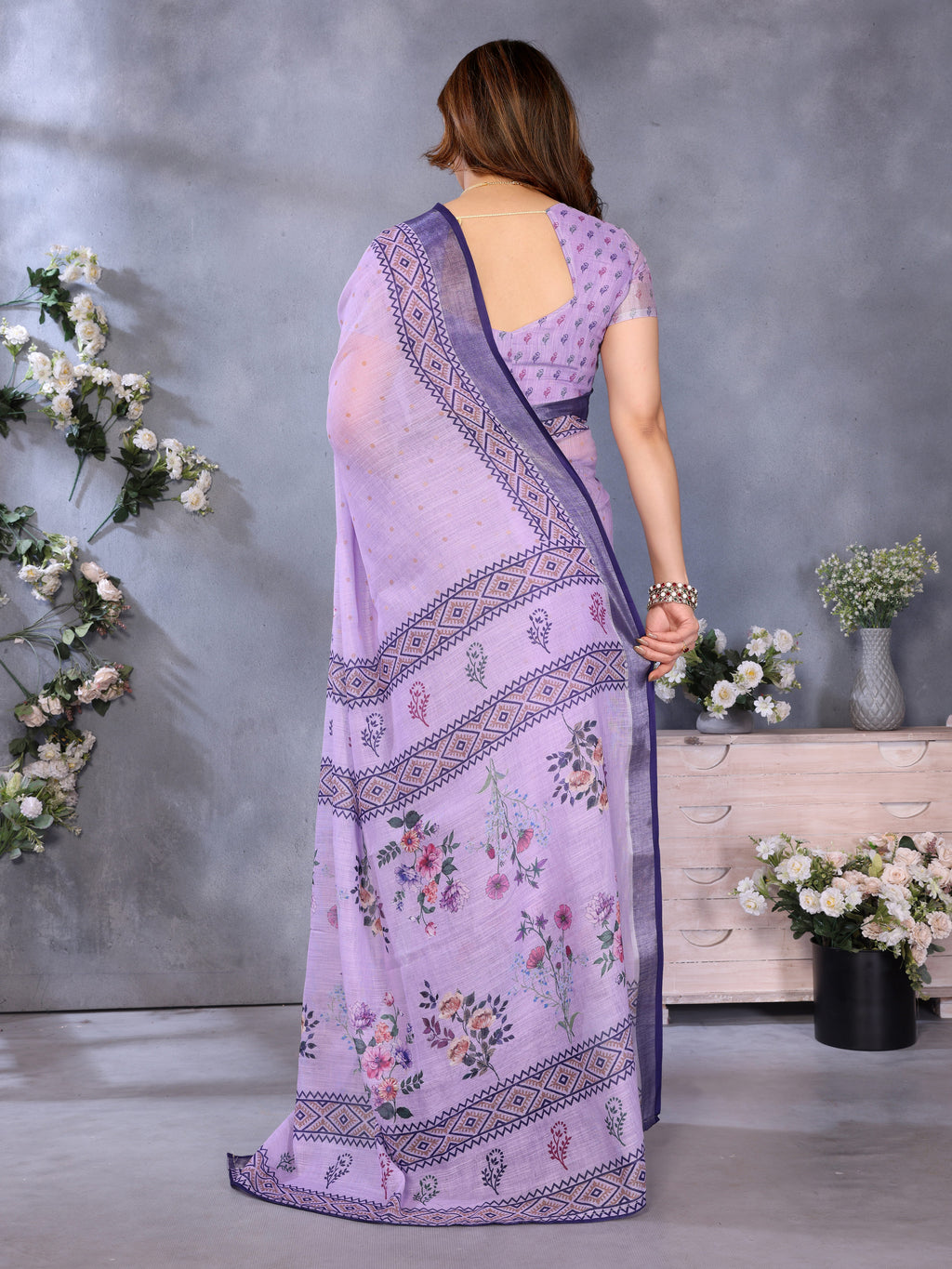 Fabrica Vibe Handwoven LINEN Floral Print Saree with Unstitched Blouse – Lavender Purple Traditional Bengal Weave