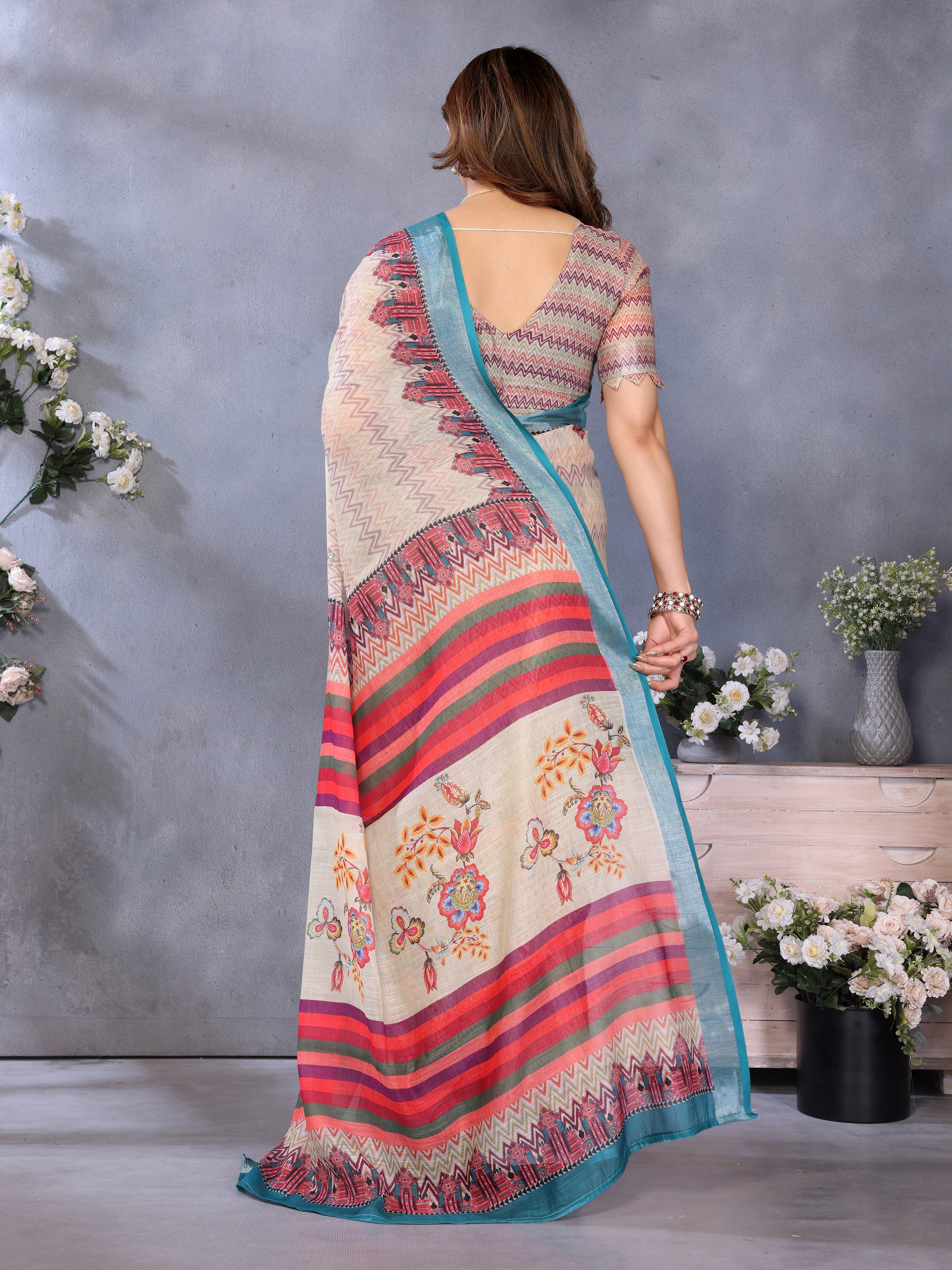 Fabrica Vibe Handwoven Bengal LINEN Saree in Cream with Floral Print & Teal Border