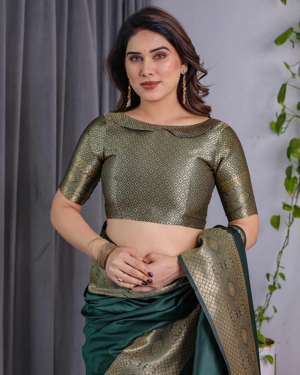 Fabrica Vibe Emerald Green Banarasi Silk Saree with Rich Gold Zari Border