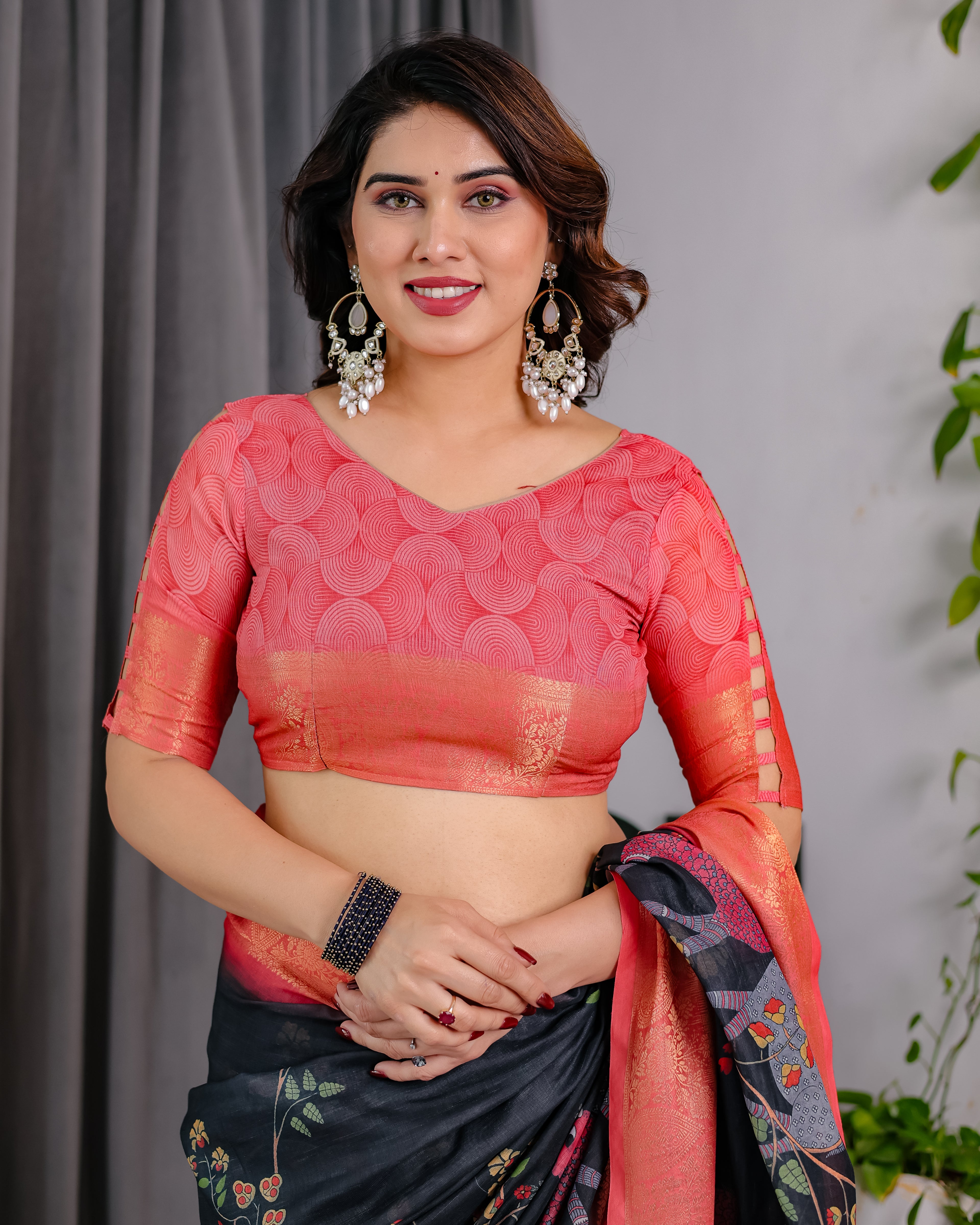 Fabrica Vibe Black Bird & Floral Printed Linen Saree with Peach Zari Border and Tassel Pallu