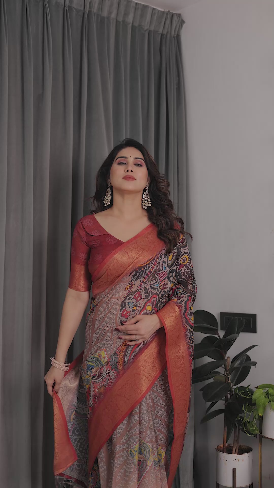 Fabrica Vibe Black Abstract Printed Linen Saree with Copper Zari Border