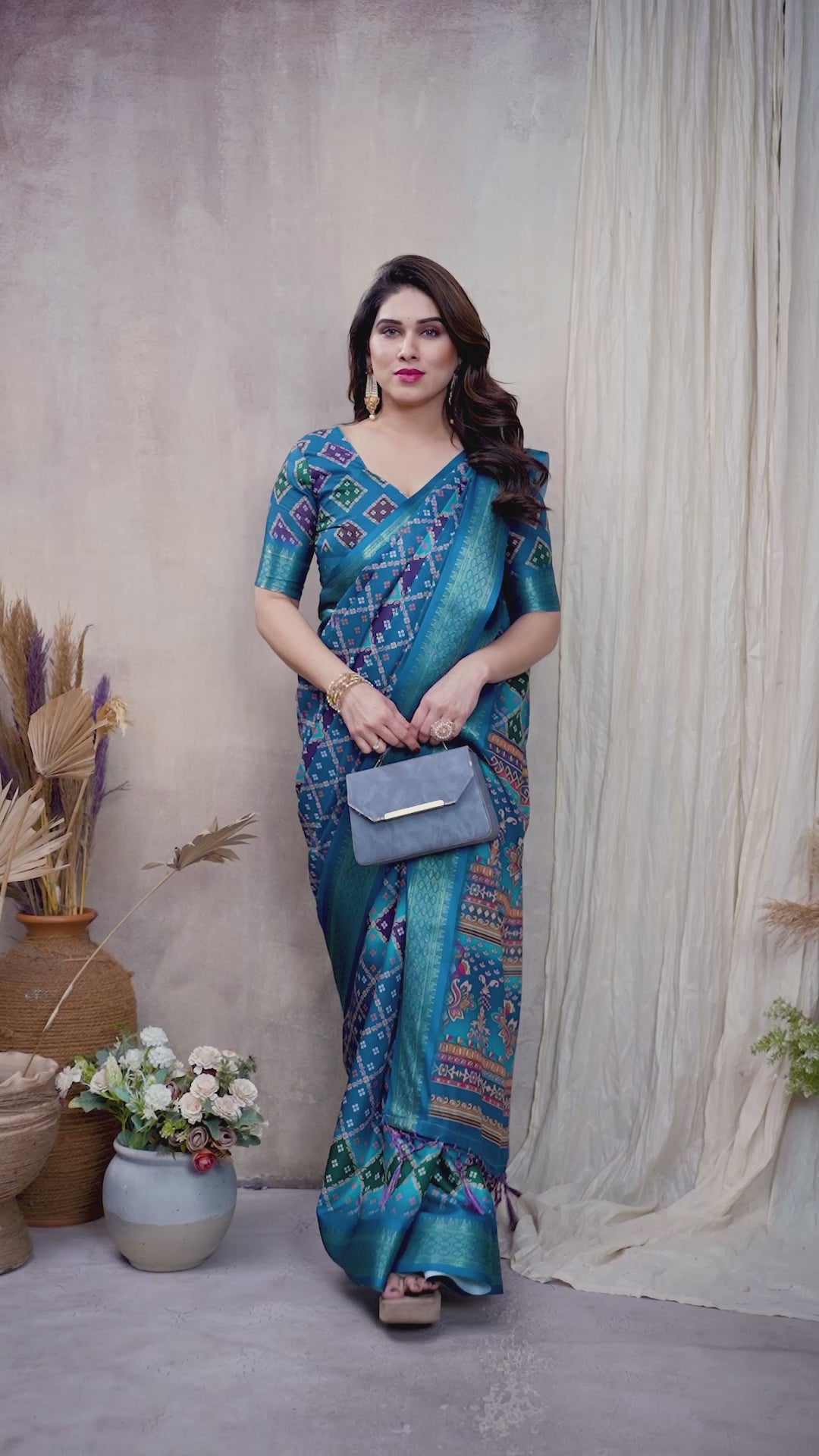Fabrica Vibe Teal Blue Bandhej Inspired Cotton Saree with Floral Heritage Pallu