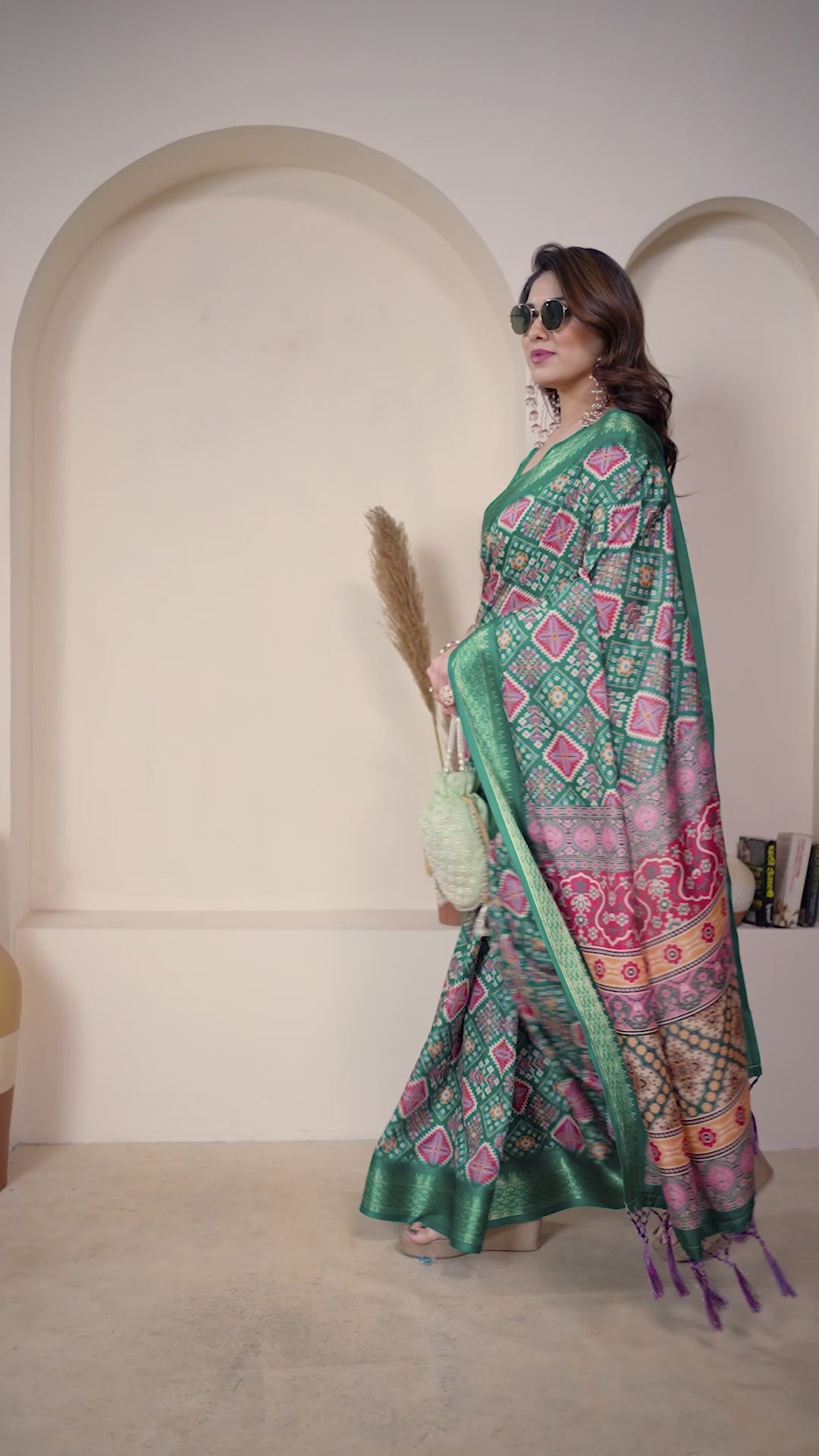 Fabrica Vibe Green Printed Handwoven Saree with Traditional Geometric Pallu & Tassel Border